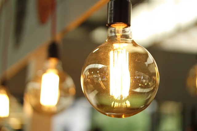 Gør det selv: Skab din egen lampeskærm og tilføj personlig stil til dit hjem